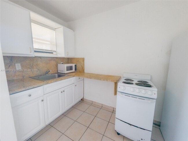Photo - 1716 NW 19th St Unit 1