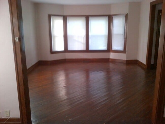 Photo - 800 N Lincoln St