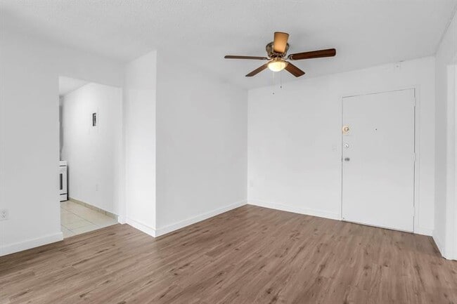 Photo - 4801 NW 7th St Unit 503-16