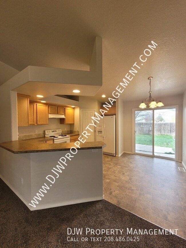 Photo - 165 Eaton Rd