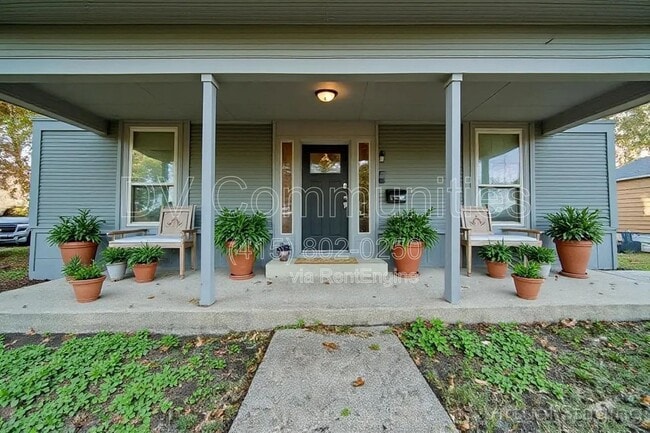 Photo - 606 E Brin St