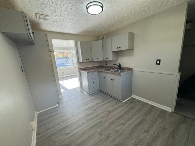 Photo - Cozy 2-bed with yard on quiet street