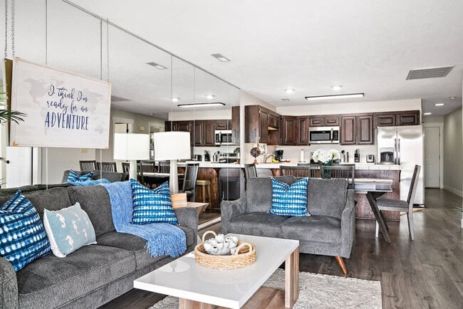 Photo - 1845 W Canyon View Dr Unidad FL3-ID1250615P