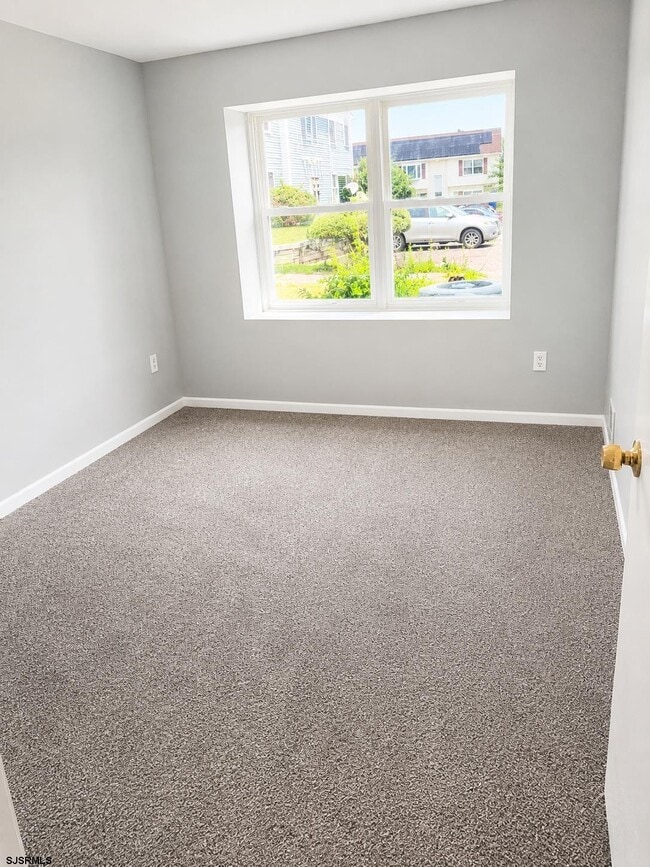 700 N Franklin Blvd Unit 1105