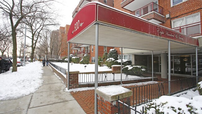 Photo - 820 Ocean Parkway