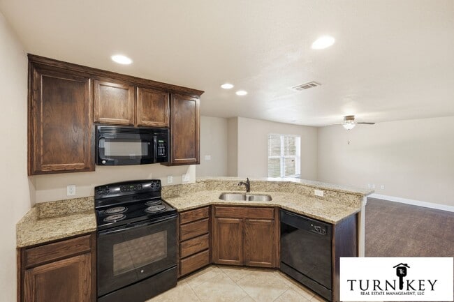 Photo - 131 Sunburst Ct Unit 131