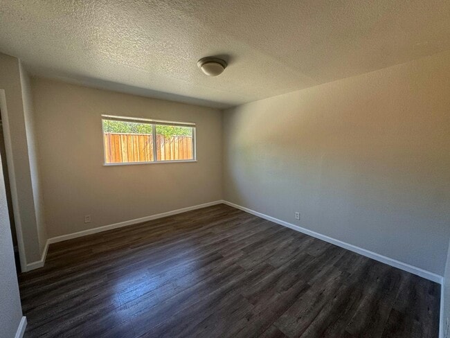 Photo - 4571 Alhambra Dr