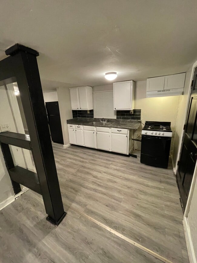 Photo - 215 Griffin St NW