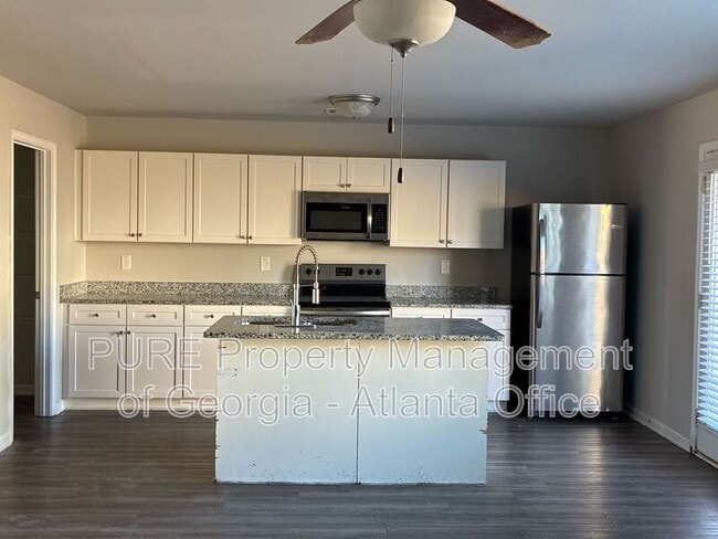 Photo - 305 Nutwood Trce