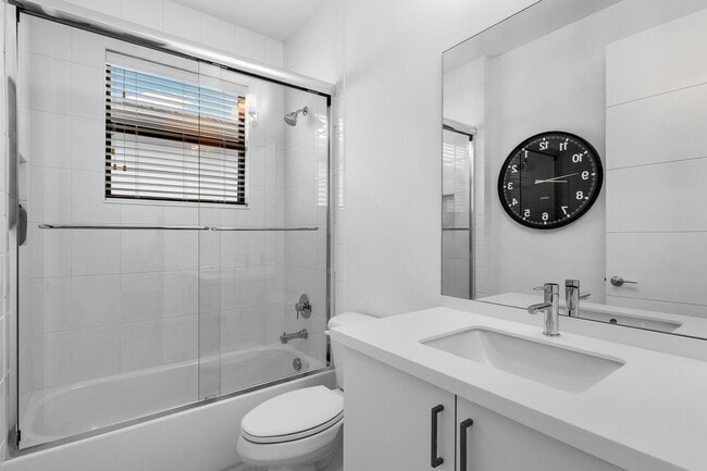 Photo - 8227 Oceanus Dr