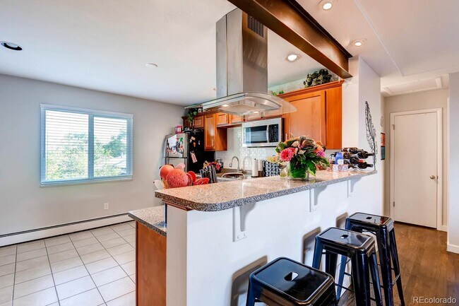 Photo - 2838 Xavier St Unit back