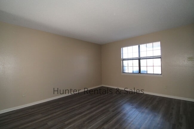 Photo - Rent Me Now!