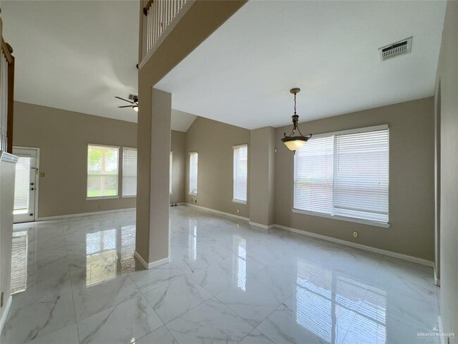 Photo - 38 San Sebastian St