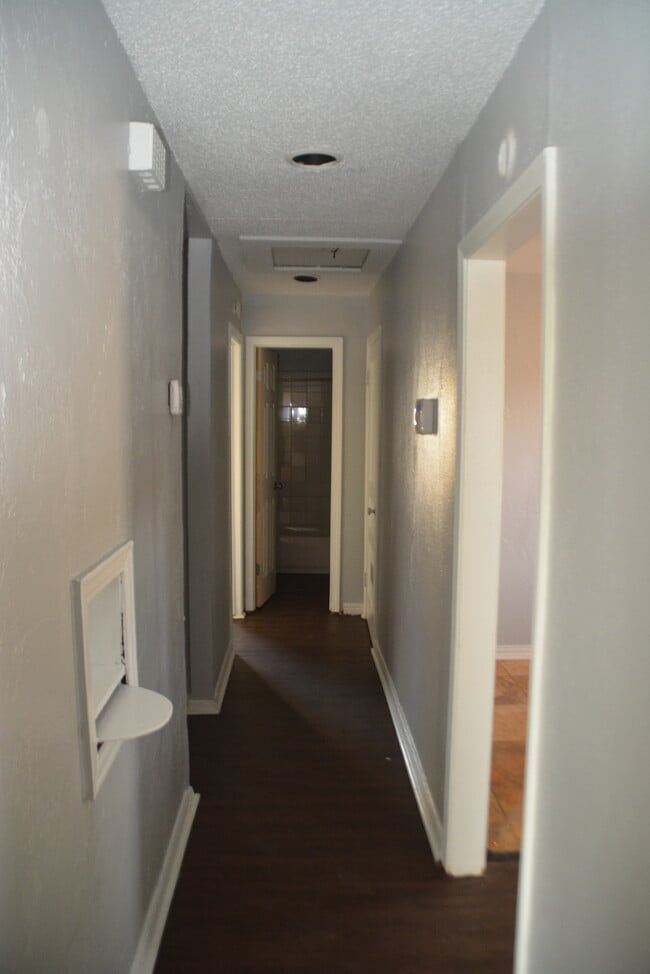 Building Photo - 1208 NW 97th St