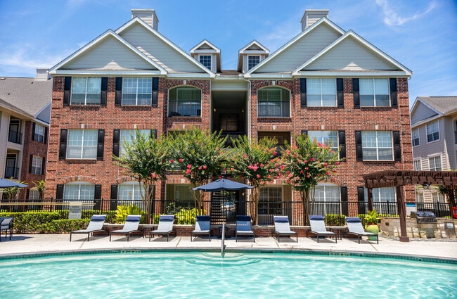 Plaza at Westchase apartments — community photo