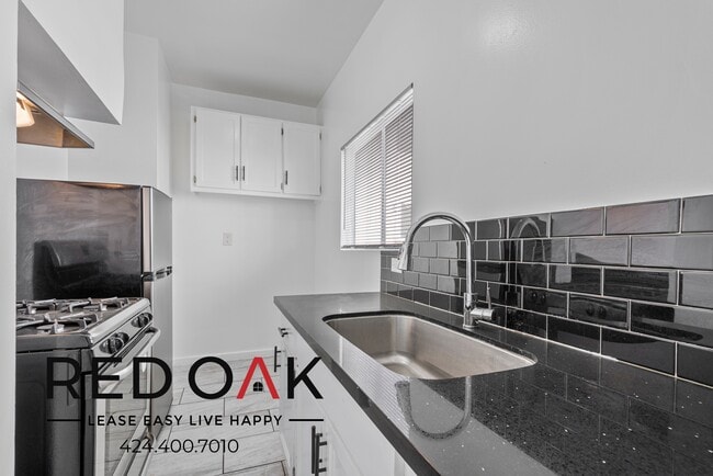 Photo - 250 Loma Dr Unit 112