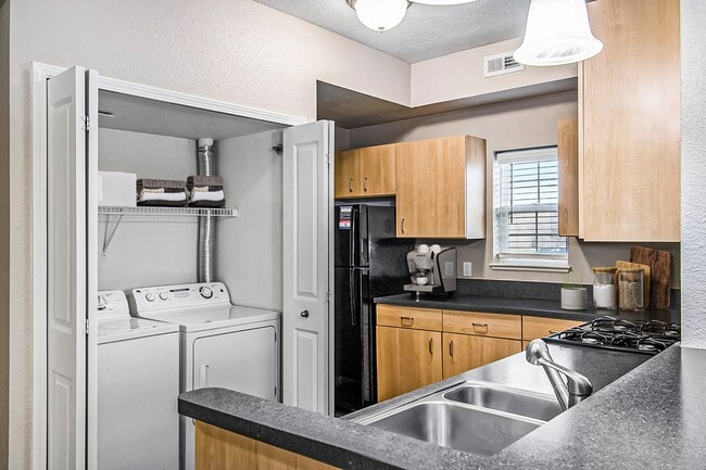 Lynbrook Apartments and Townhomes