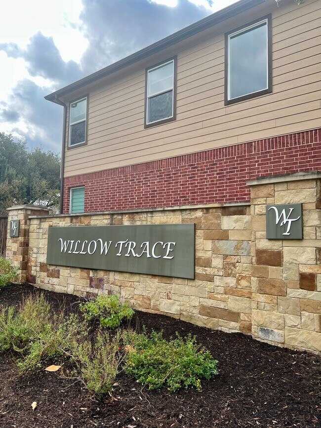 Photo - Large 5 Bedroom Home on Corner Lot