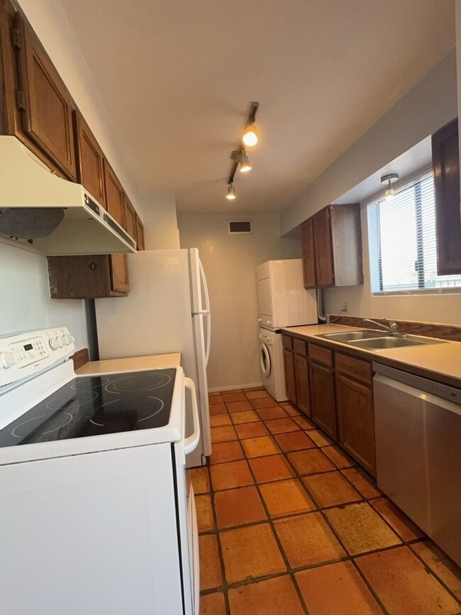 Photo - 2 bedroom 1 bath condo with washer and dryer