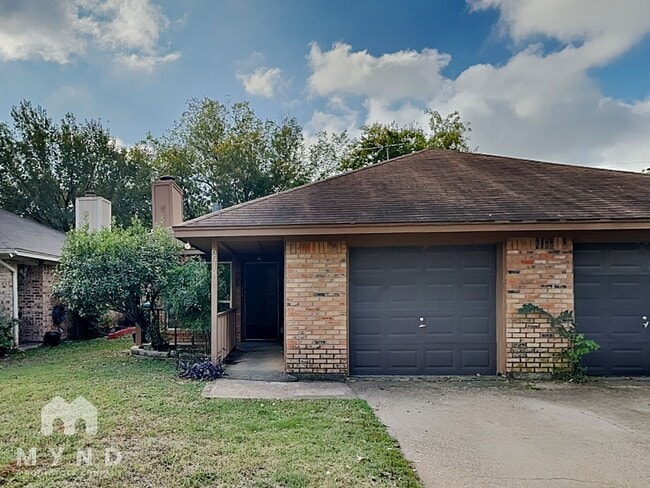 Building Photo - 6518 Oak Forest Ct