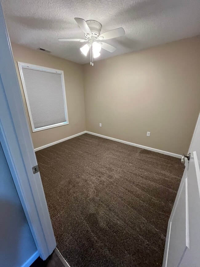 110 W Cedar Ln