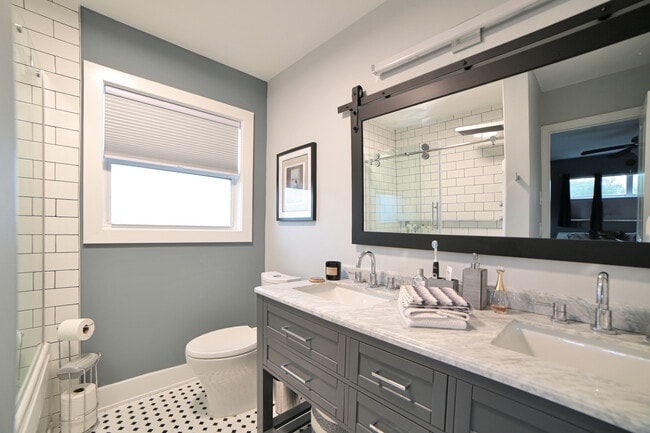 Photo - 1212 SE 2nd Ct Unit 405