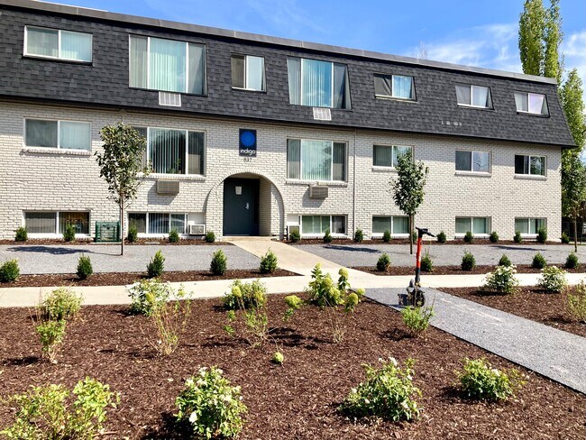 Indigo Apartments