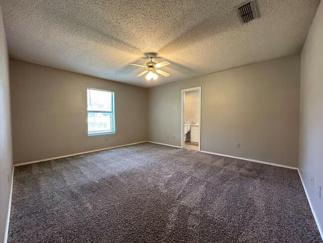 Photo - 204 Genoa Ave