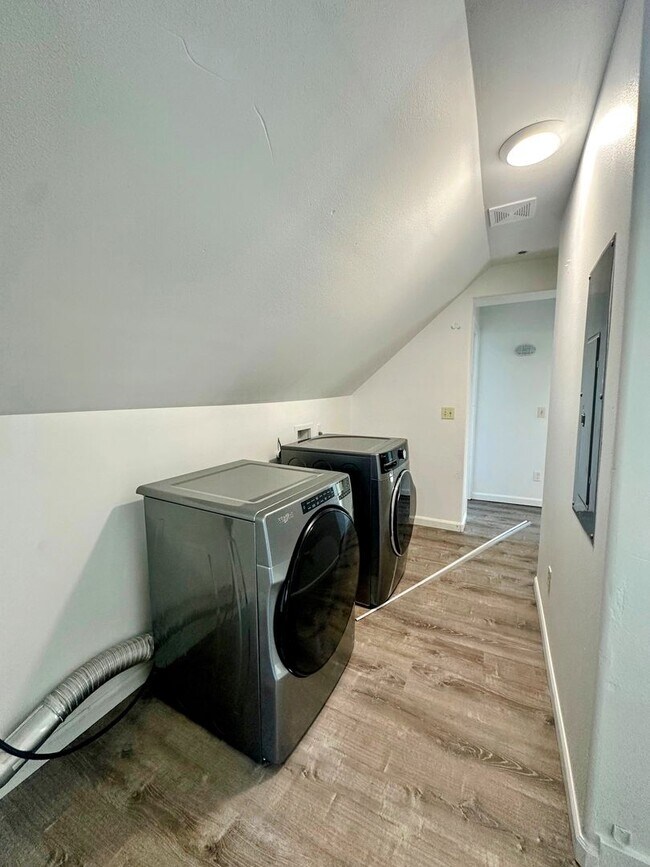Photo - 533 Methow St Unidad #B