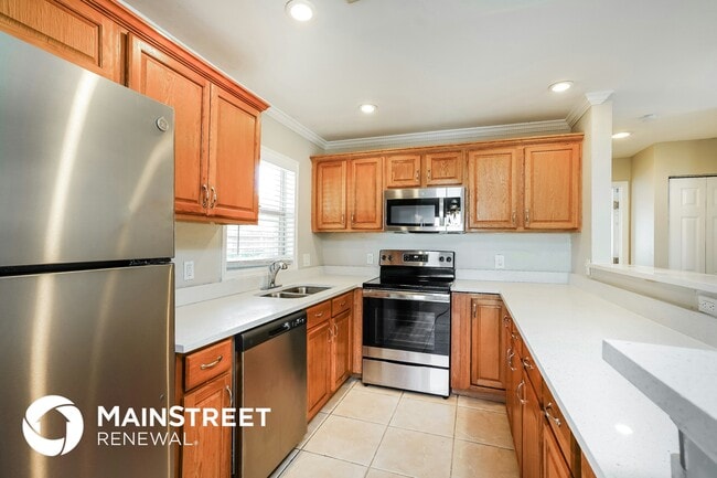 Photo - 9083 Henry Rd