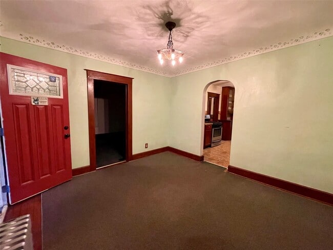 Photo - 112 N Roosevelt Ave