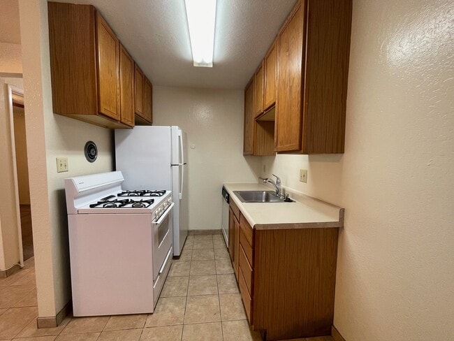 Photo - 630-644 Lincoln Rd E Unit 632