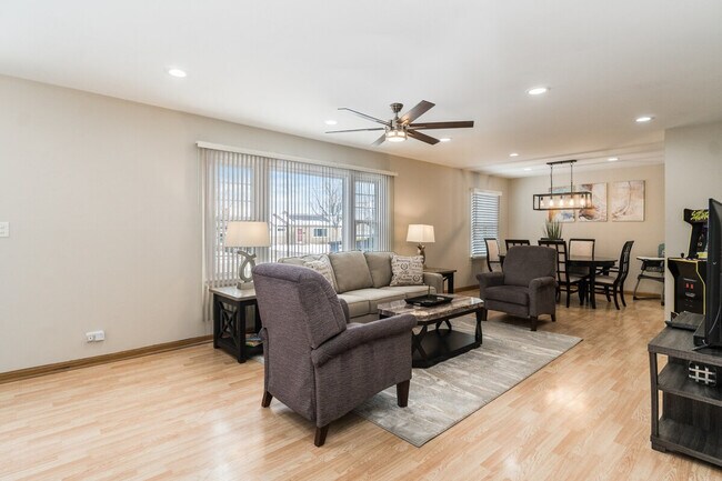 Photo - 12 E Berkley Ln Unidad ID1285065P