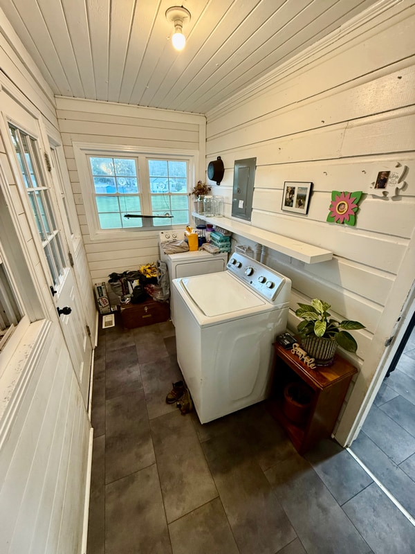 Photo - 245 Church St