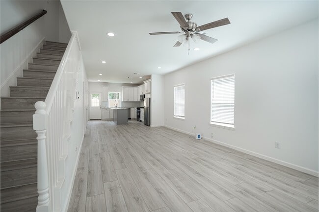 Building Photo - 7914 Laura Koppe Rd Rental