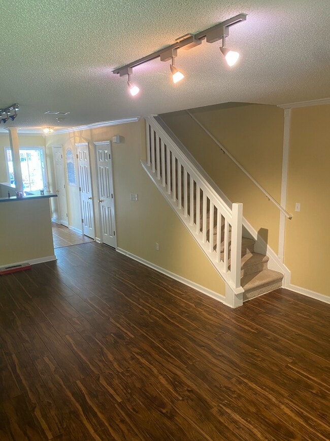 Photo - 8133 Shadow Oak Dr