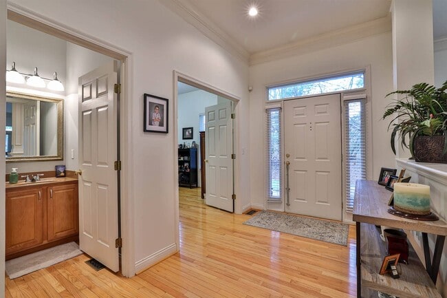 Building Photo - 11633 Chancery Ln Unit 11633 Chancery Lane