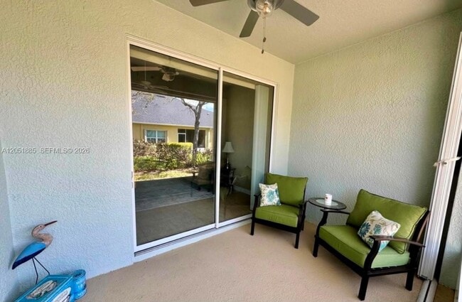Photo - 3140 Le Conte St