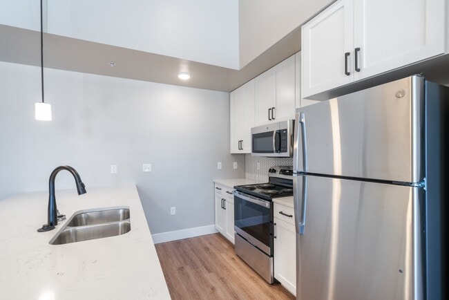 Photo - Rosewood and Rosewood Premier