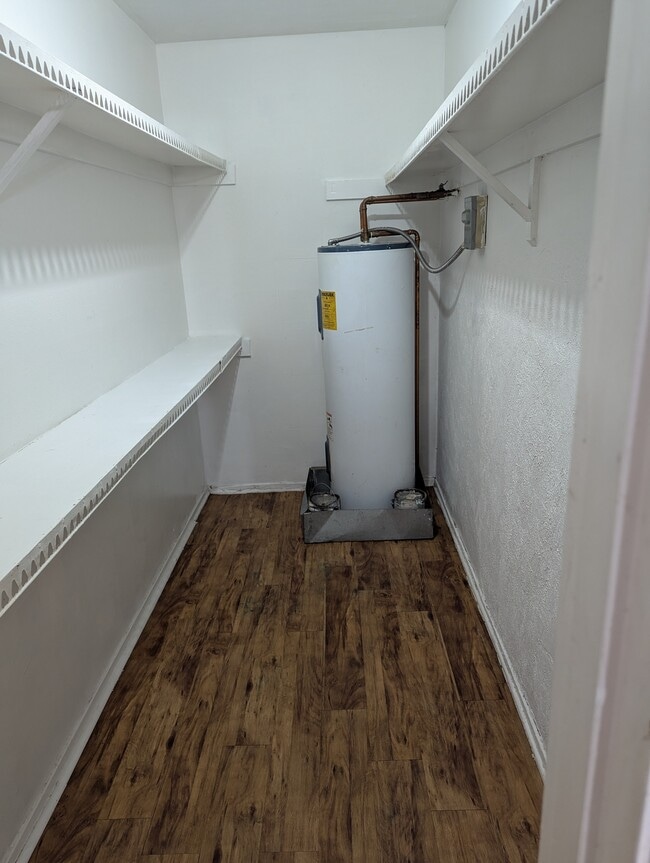 Building Photo - 3100 Rue Parc Fontaine Unit 2303