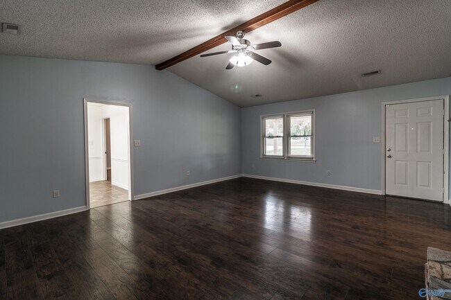 Photo - 313 Red Oak Rd