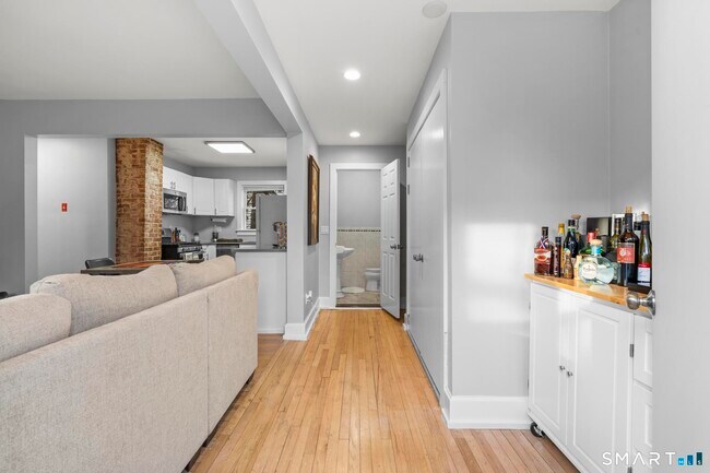 Photo - 7 Willowbrook Pl