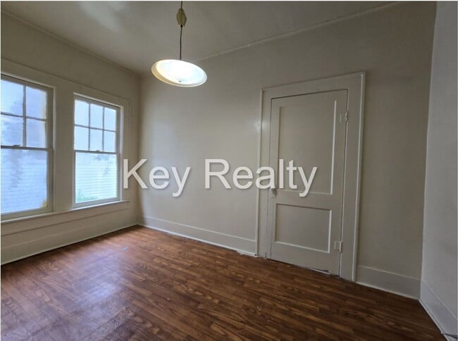 Photo - 2216 Olive St