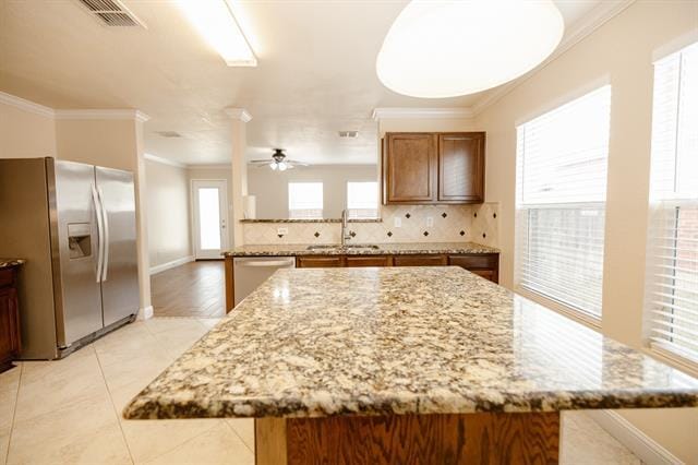 Photo - 1857 Shasta View Dr