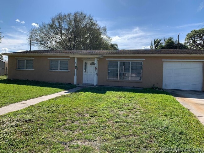 363 Hosbine St