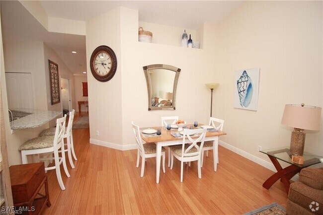 Building Photo - 2920 Cypress Trace Cir Unit 204 Rental