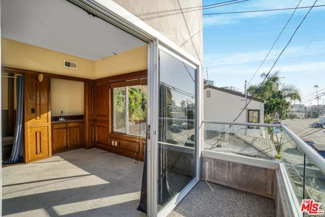 Photo - 364 Pershing Dr