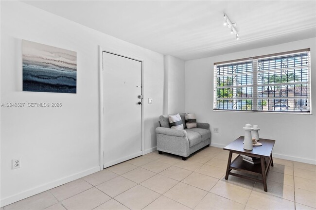 Photo - 1841 SW 29th Ave