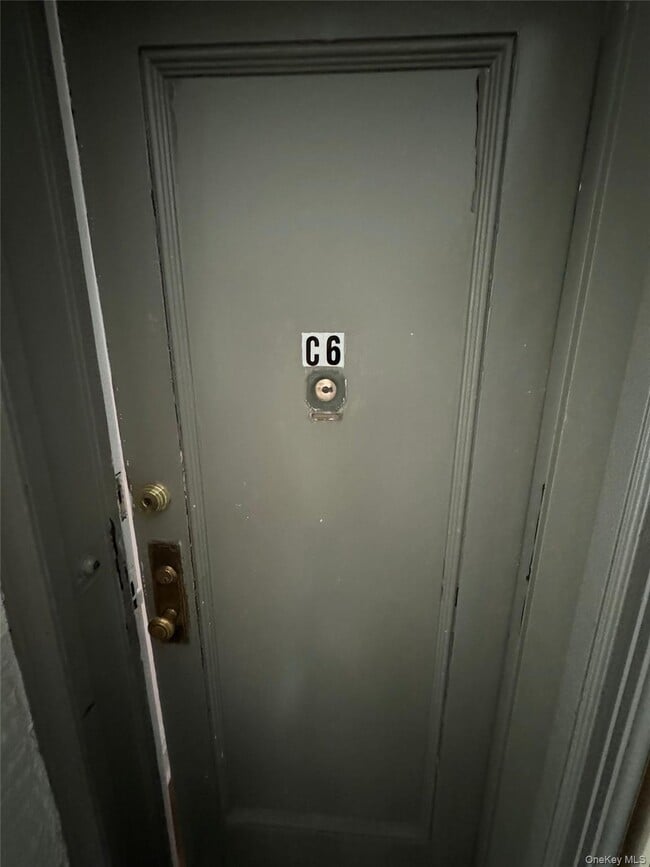 Building Photo - 10 Wright Pl Unit C6