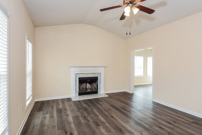 Photo - 150 Celestial Run